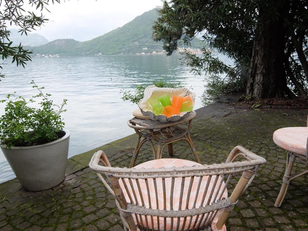 سولتسانو L'Oleandro Sul Lago D'Iseo B&B المظهر الخارجي الصورة