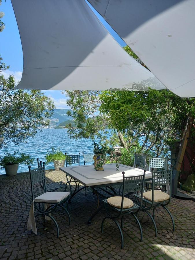 سولتسانو L'Oleandro Sul Lago D'Iseo B&B المظهر الخارجي الصورة