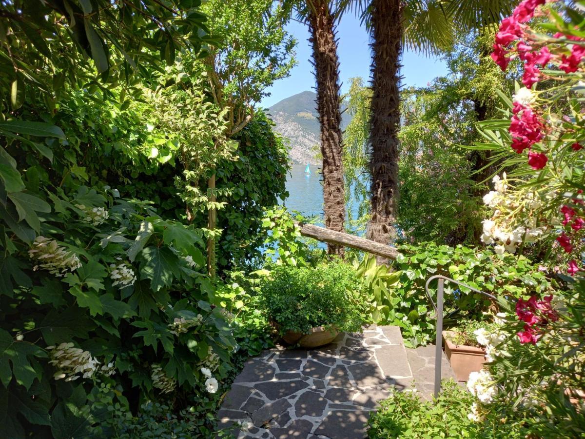 سولتسانو L'Oleandro Sul Lago D'Iseo B&B المظهر الخارجي الصورة